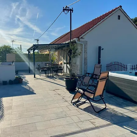 Vranac Sibenik Donje Polje