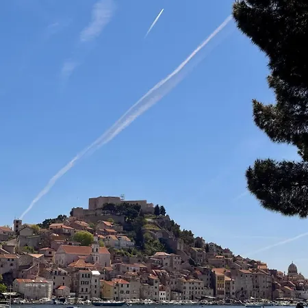 Vranac Sibenik アパート Donje Polje